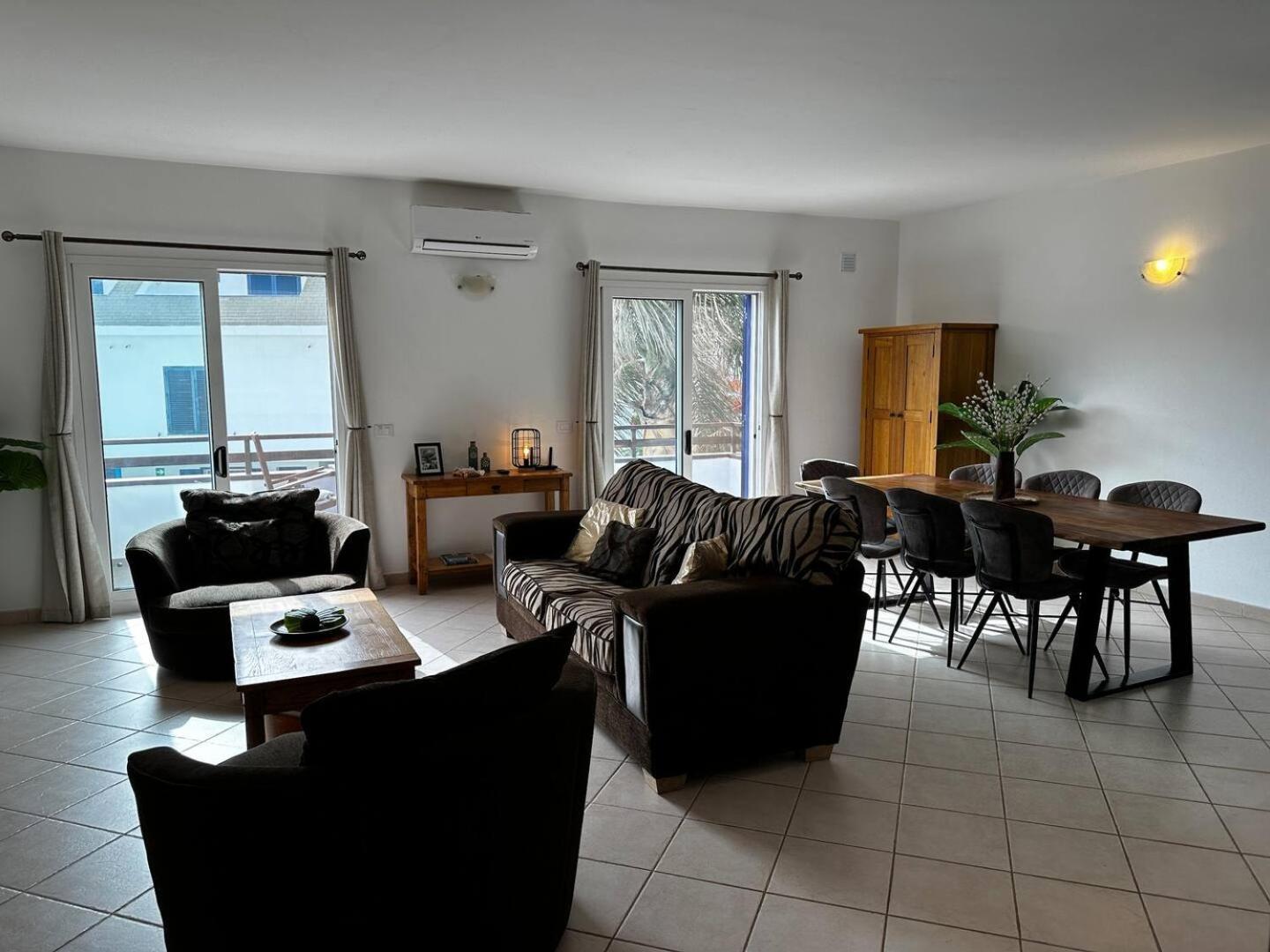 Leme Bedje Two Bedroom - By Bobbywashere Santa Maria Exterior photo