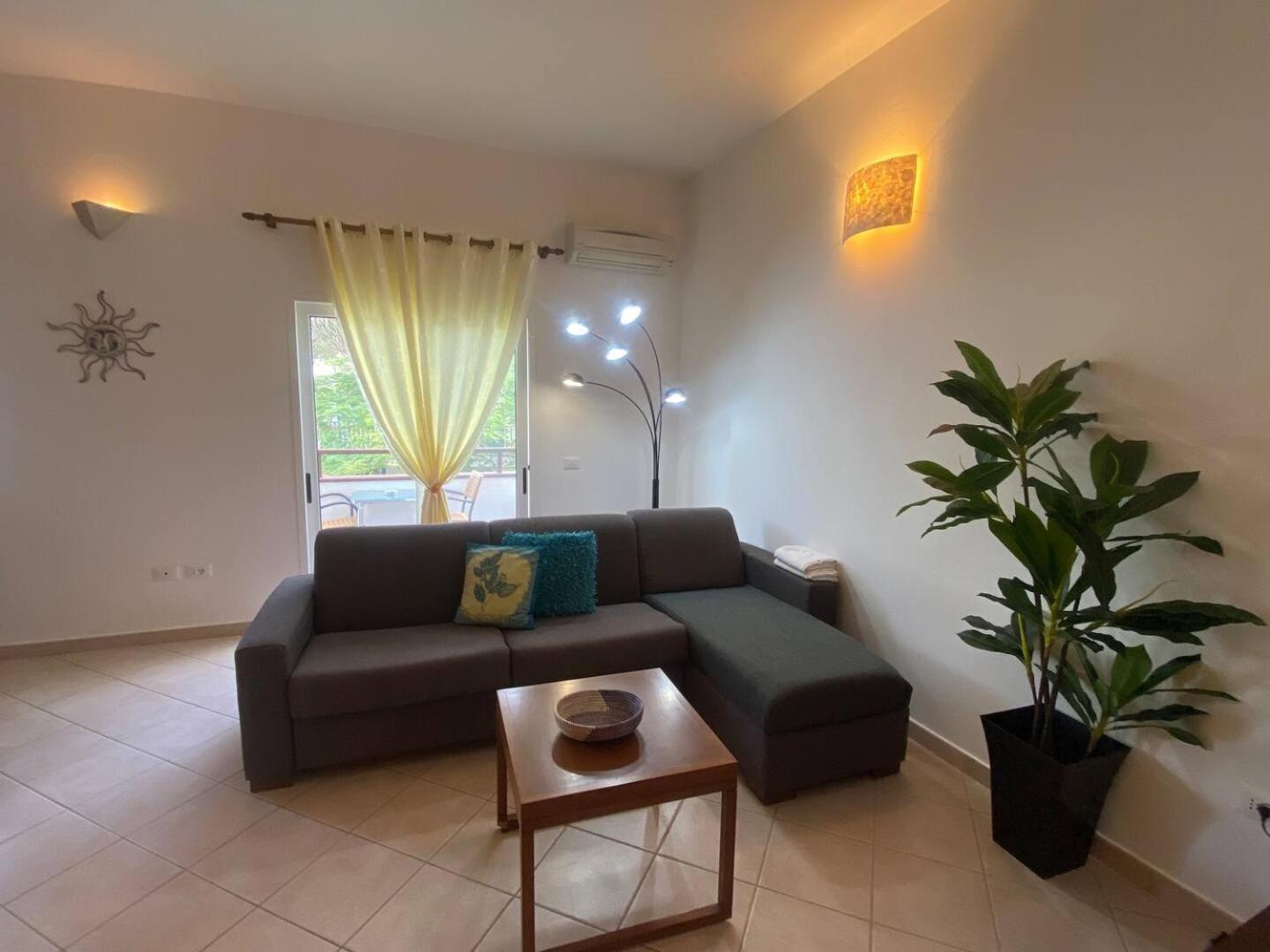 Leme Bedje Two Bedroom - By Bobbywashere Santa Maria Exterior photo