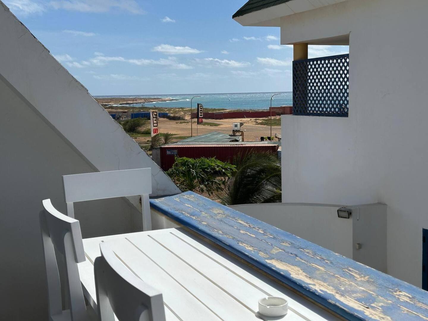 Leme Bedje Two Bedroom - By Bobbywashere Santa Maria Exterior photo